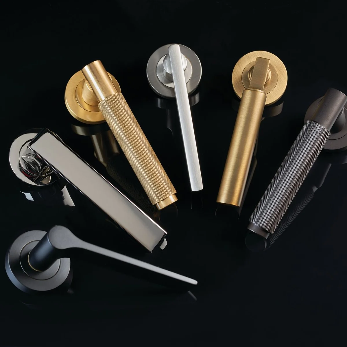 carlisle-brass-door-handles-knobs-322949